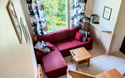 Yllästar 1 As 211: Meubles, Sol, Sol, Design Intérieur, Canapé, Bois, Salon, Pièce, Éclairage, Appartement