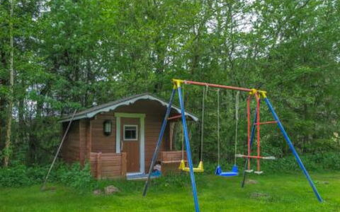 Villa Petra: Bois, Chalet, Cabane En Rondins, Forêt, Cabanon, Batiments Jardin, Mélèze, Des Bois, Tache De Bois