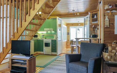 Huuhkalinna: Bois, L'Hiver, Neige, Domicile, Chalet, Gelé, Siding, Cabane En Rondins, La Glace