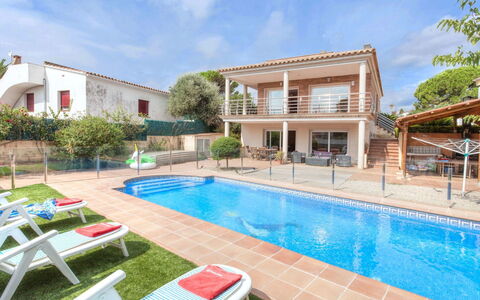 Dorian: Propriété, Bâtiment, Maison, Piscine, Immobilier, Zone Résidentielle, Domicile, Appartement, Biens, Villa