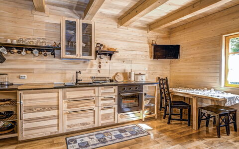 Plitvice Ii: Pièce, Propriété, Meubles, Bâtiment, Design Intérieur, Cuisine, Comptoir, Cabinetry, Plafond, Sol