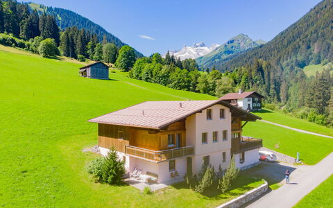Tschagguns 210: Montagnes Relief, Paysage Naturel, La Nature, Montagne, Village De Montagne, Chaîne De Montagnes, Vert, Propriété, Maison, Station De Montagne