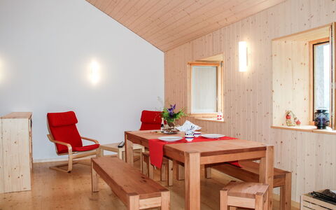 La Cassìna: Pièce, Meubles, Propriété, Design Intérieur, Bâtiment, Table, Maison, Sol, Salle À Manger, Plafond