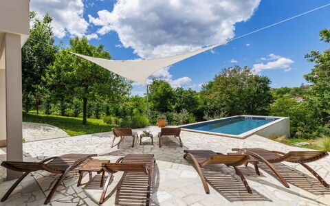 Klementini: Mobilier De Jardin, Piscine, Meubles, Ombre, Chaise, Eco Hôtel, Loisir, Recours, Aménagement Paysager, Dalle