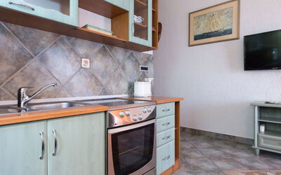 Logement:&nbsp;Starigrad 100.3