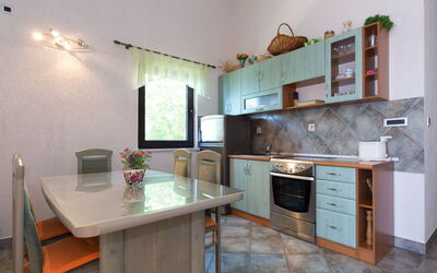 Starigrad (Senj) 100