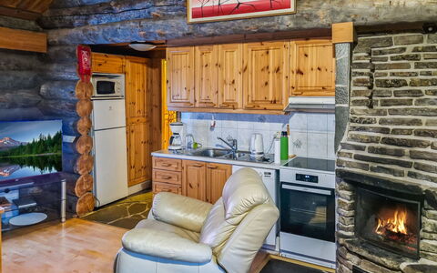 Tokkapirtti 3: Bois, Chalet, Cabane En Rondins, Forêt, Cabanon, Batiments Jardin, Mélèze, Des Bois, Tache De Bois
