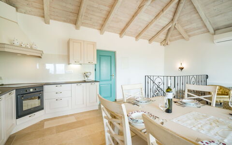 Lapis: Propriété, Pièce, Bâtiment, Meubles, Design Intérieur, Maison, Sol, Plafond, Cuisine, Daylighting