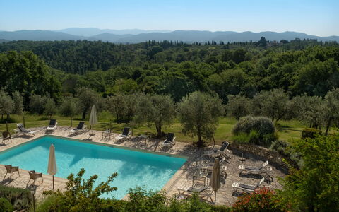 Pozzo Dei Desideri: L'Eau, Plante, Ressources En Eau, Ciel, Communauté Des Plantes, Paysage Naturel, Arbre, Végétation, Piscine, Montagne