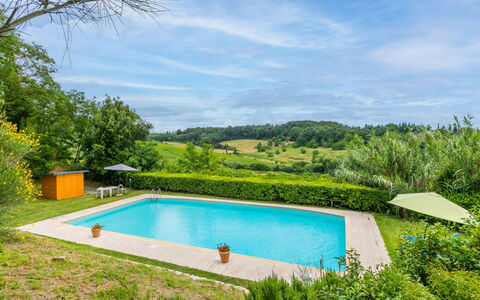 Castellina in Chianti 975: L'Eau, Plante, Ciel, Nuage, Propriété, Piscine, Bleu Azur, Arbre, Rectangle, Paysage Naturel