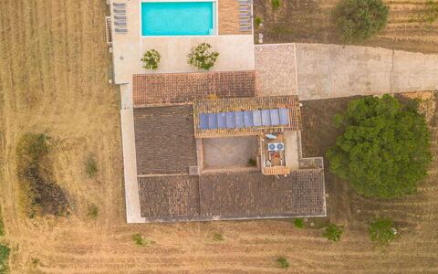 Can Toni: Piscine, Lot Terre, Biens, Recours, Ferme, Aménagement Paysager, Jardin, Plantation, Pelouse, Arrière-Cour