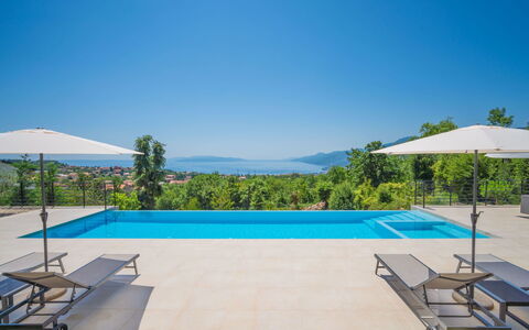 Minimal: Propriété, Piscine, Balancelle, Immobilier, Loisir, Recours, Maison, Bâtiment, Vacances, Biens