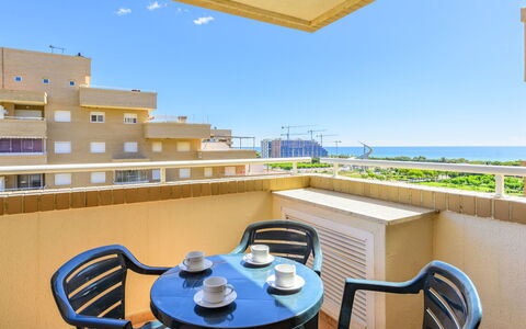 Oropesa del Mar 630: Ciel, Meubles, Table, Propriété, Chaise, Bleu Azur, Bâtiment, Éclairage, Mobilier De Jardin, Design Intérieur