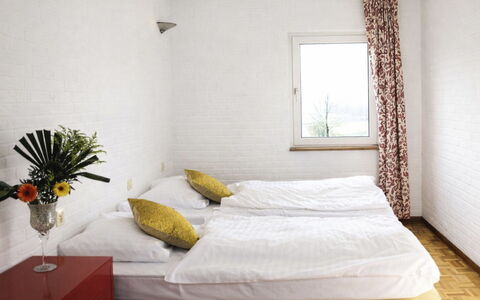 Bungalowpark Landsrade: Mur, Lit, Chambre, Design Intérieur, Sol, Sol, Bois, Literie, Drap De Lit, Pièce