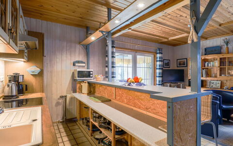 Achtern Diek: Bois, Architecture, Faisceau, Sol, Dur, Salon, Immobilier, Tache De Bois, Cuisine, Table