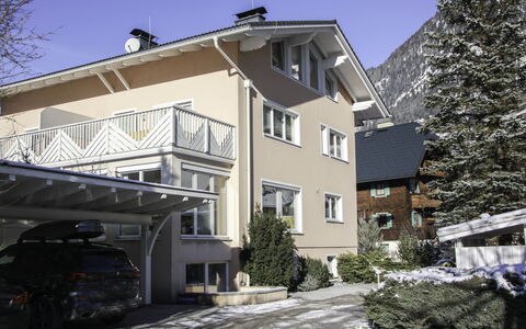 Benny: Bâtiment, Maison, Domicile, Zone Résidentielle, Architecture, Toit, Chalet, Porte, Gelé, L'Hiver