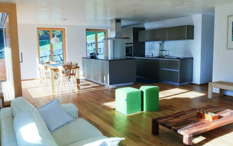 Alpsrelax Gmbh: Canapé, Propriété, Meubles, Salon, Confort, Table, Design Intérieur, Bois, Éclairage, Sol