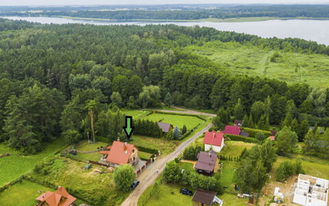Jędrzejki: Propriété, Ciel, Plante, Vert, La Nature, Arbre, Paysage Naturel, L'Eau, Lot Terre, Herbe