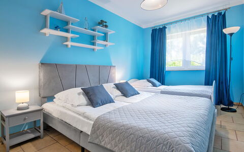 Nostalgia: Meubles, Bleu, Lit, Design Intérieur, Chambre, Literie, Sol, Drap De Lit, Sol, Pièce