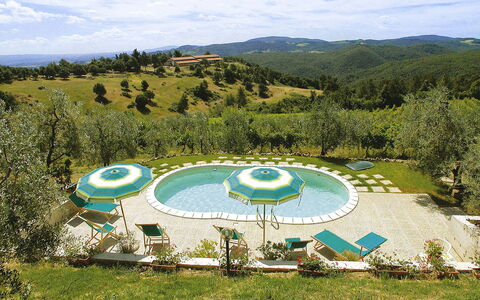 Gambassi Terme 840: Piscine, Paysage Naturel, Propriété, Arbre, Vacances, Maison, Herbe, Station De Montagne, Loisir, Paysage