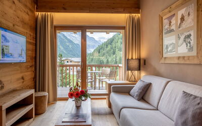 Swisspeak Resorts Zinal 9000.99: Design Intérieur, Domicile, Parquet, Salon, Dur, Tache De Bois, Chaise, Hôtel, Lumber