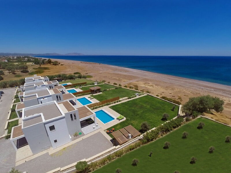 Lachania Villa With Pr. Pool & Hot Tub