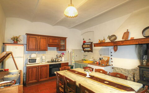 Radda in Chianti 850: Propriété, Pièce, Meubles, Bâtiment, Immobilier, Cuisine, Sol, Design Intérieur, Maison, Plafond
