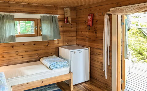 Ranta-Iivari: Arbre, Banque, Maison, Chalet, Lac, Étang, Forêt, Cabane En Rondins