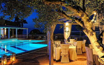A & H Villa