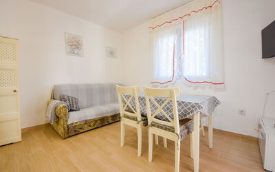 Logement:&nbsp;Vukić 303.5