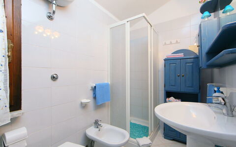 La Fornace: Salle De Bains, Propriété, Pièce, Design Intérieur, Bâtiment, Immobilier, Architecture, Maison, Luminaire Plomberie, Sol