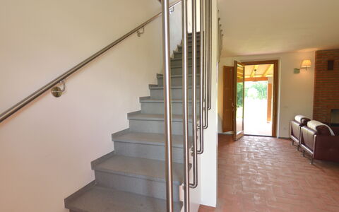 Il Sogno Tra i Vigneti: Escaliers, Balustrade, Propriété, Pièce, Balustre, Immobilier, Bâtiment, Sol, Verre, Dur