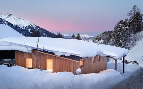 Shakti: Neige, L'Hiver, Gelé, Ciel, Maison, Montagne, Chaîne De Montagnes, Architecture, Arbre, Domicile