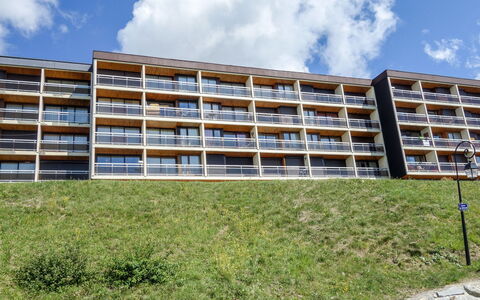 L'Edioule: Propriété, Zone Résidentielle, Architecture, Condominium, Bâtiment, Immobilier, Appartement, Maison, Façade, Lot Terre