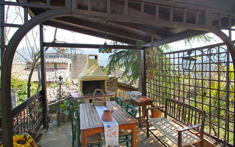 Il Casale: Bâtiment, Pièce, Immobilier, Pergola, Porche, Structure En Plein Air
