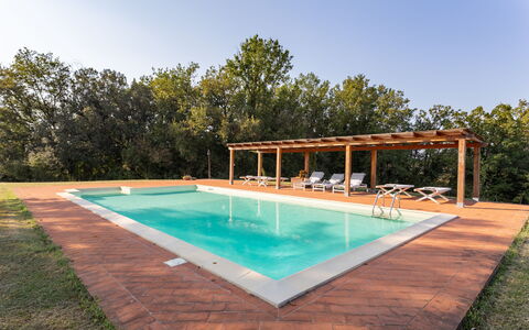 Casa La Rotta: Piscine, Propriété, Maison, Immobilier, Herbe, Biens, Loisir, Bâtiment, Domicile, Architecture