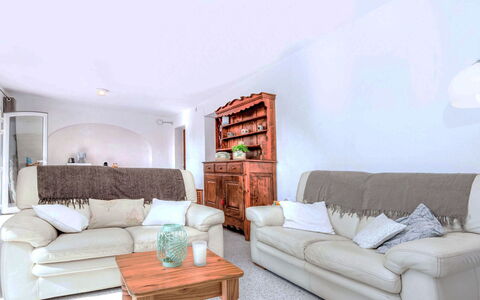 La Teulada: Meubles, Canapé, Design Intérieur, Bois, Sol, Pièce, Sol, Salon, Domicile, Éclairage