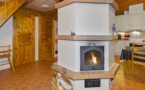Purnuranta B: Foyer, Cheminée, Dur, Tache De Bois, Parquet, Poêle À Bois, Maconnerie Four, Cabane En Rondins, Salon, Cheminée