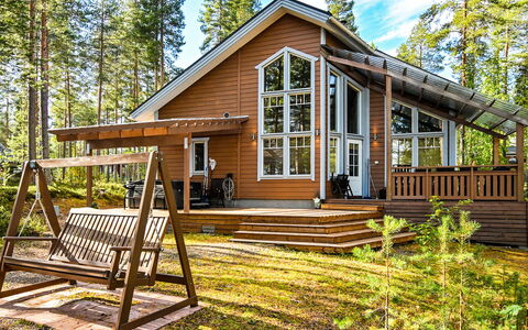 Kolinpilvi: Arbre, Banque, Maison, Chalet, Lac, Étang, Forêt, Cabane En Rondins