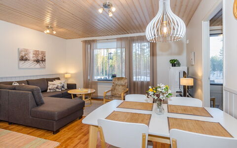 Loma-Koli 3: Bois, Siding, Toit, Chalet, Maison, Domicile, Porte, Porche, Batiments Jardin, Ferme