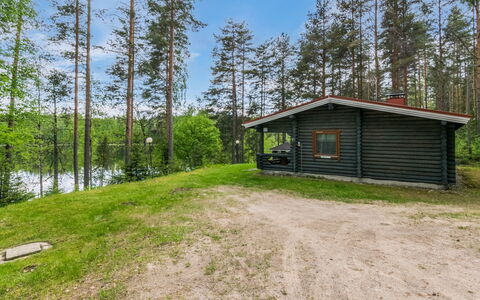Lohi, Cjoe237 a: Arbre, Banque, Maison, Chalet, Lac, Étang, Forêt, Cabane En Rondins