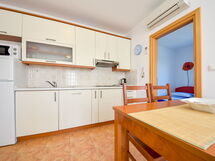 Logement:&nbsp;Ti-ni 107.2