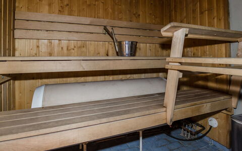 Metsätähti: Meubles, Chaise, Mobilier De Jardin, Table, Bois, Tableau De Plein Air, Table Cuisine Et Salle A Manger, Ombre, Jardin, Parapluie