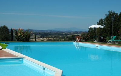 Montespertoli Apartments