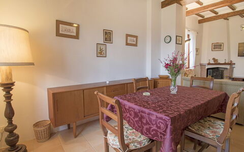 Olimpia: Pièce, Propriété, Meubles, Design Intérieur, Bâtiment, Table, Salle À Manger, Maison, Plafond, Immobilier