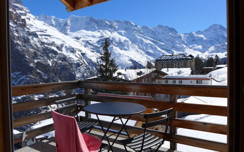 Mürren 300: Montagne, Montagnes Relief, Neige, Ciel, Propriété, Paysage Naturel, Pièce, Chaîne De Montagnes, L'Hiver, Table