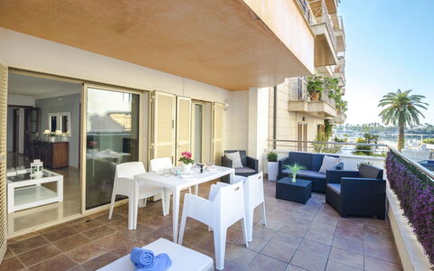 Maritimo: Propriété, Bâtiment, Pièce, Immobilier, Maison, Recours, Appartement, Meubles, Design Intérieur, Suite