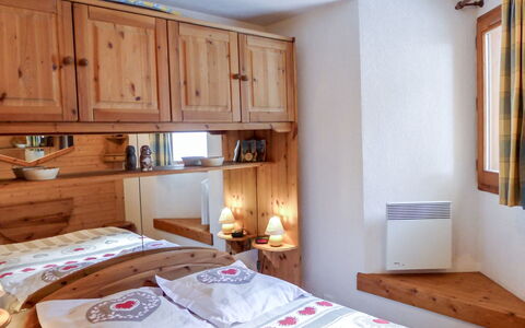 Le Plan des Reines: Chambre, Meubles, Lit, Pièce, Propriété, Drap De Lit, Design Intérieur, Cadre De Lit, Literie, Bâtiment