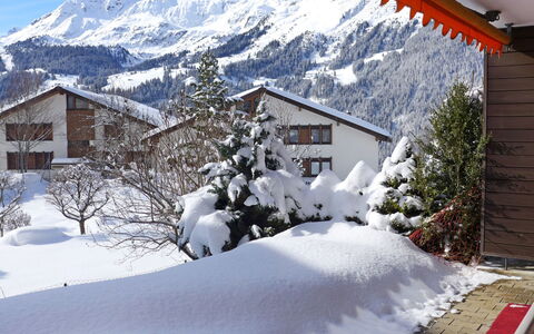 Rustica Apt. M: Ciel, Bâtiment, Neige, Propriété, Montagne, Fenêtre, Lumière, Monde, Maison, Pente