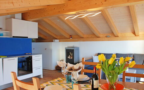 Cà dal Non: Pièce, Propriété, Plafond, Design Intérieur, Bâtiment, Maison, Meubles, Salle À Manger, Faisceau, Grenier